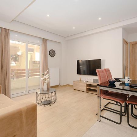 Chic Apartment Near Acropolis เอเธนส์ ภายนอก รูปภาพ