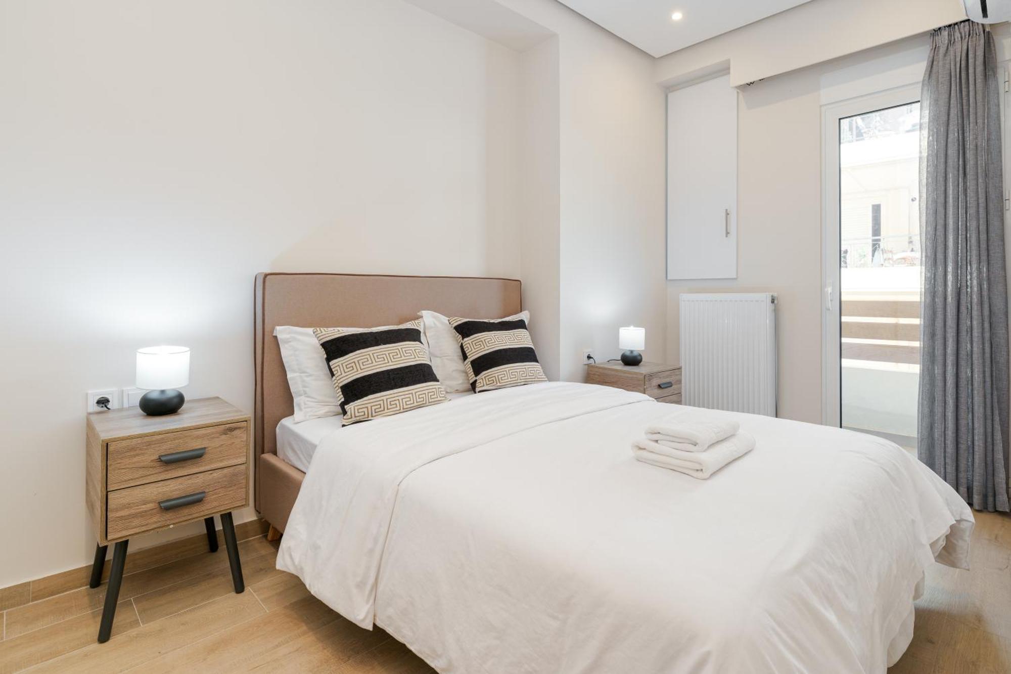 Chic Apartment Near Acropolis เอเธนส์ ภายนอก รูปภาพ